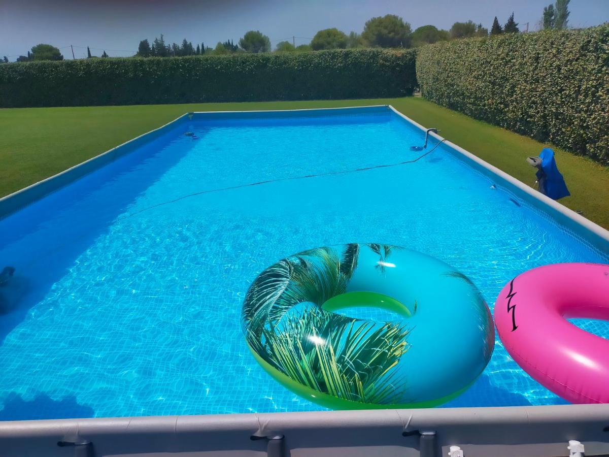 Logement Atypique Arles Exterior foto